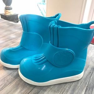 Butler Overboots Great Condition sz 10